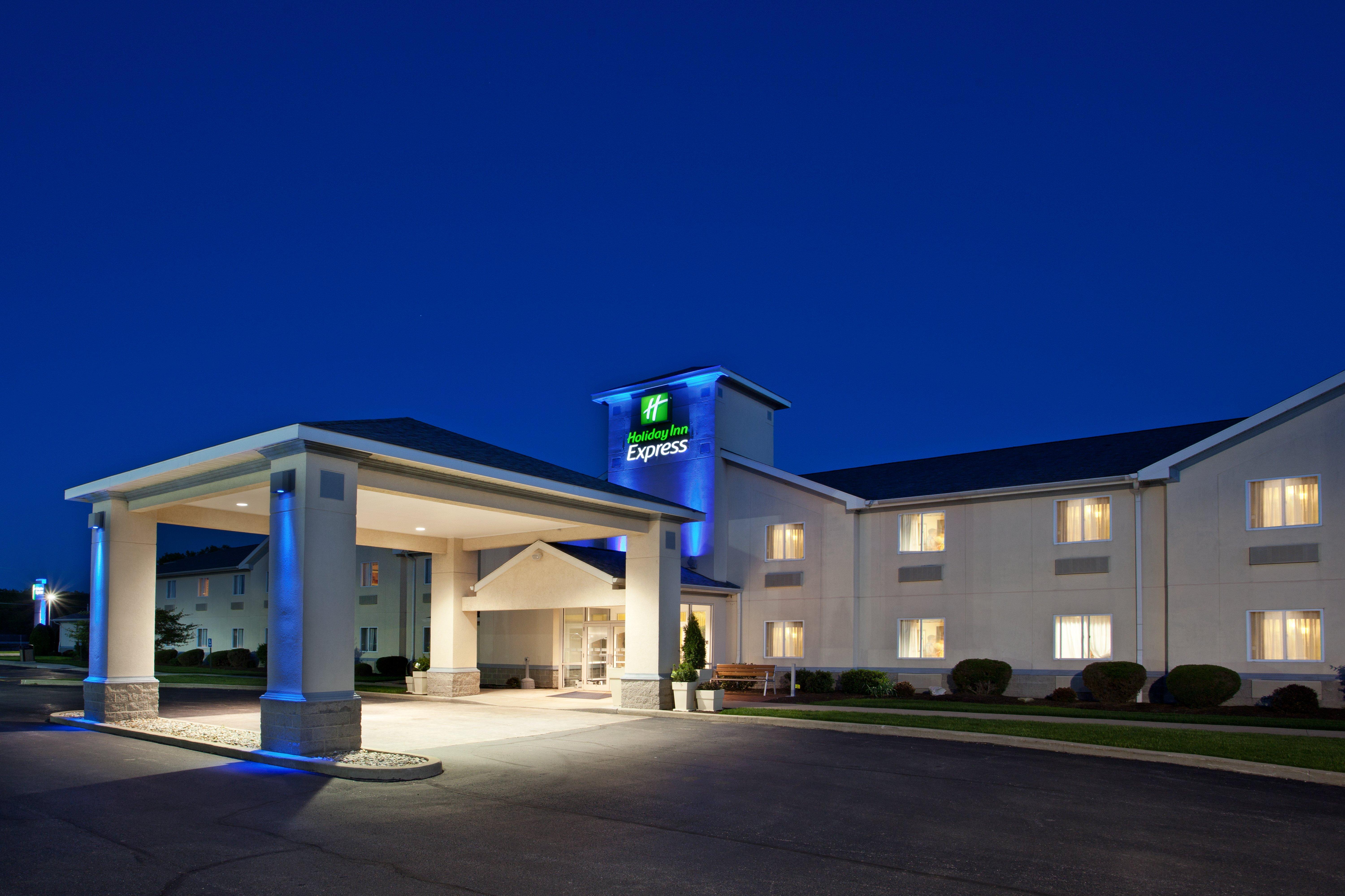 Holiday Inn Express Vermilion By Ihg Bagian luar foto